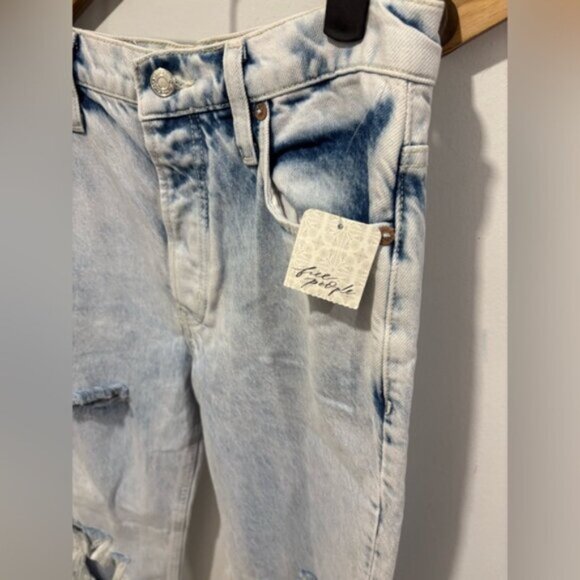 FREE PEOPLE - Tapered BAGGY BOYFRIEND JEANS - Picture 4 of 7